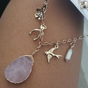 Beautiful Glass & Genuine stone accents Necklace